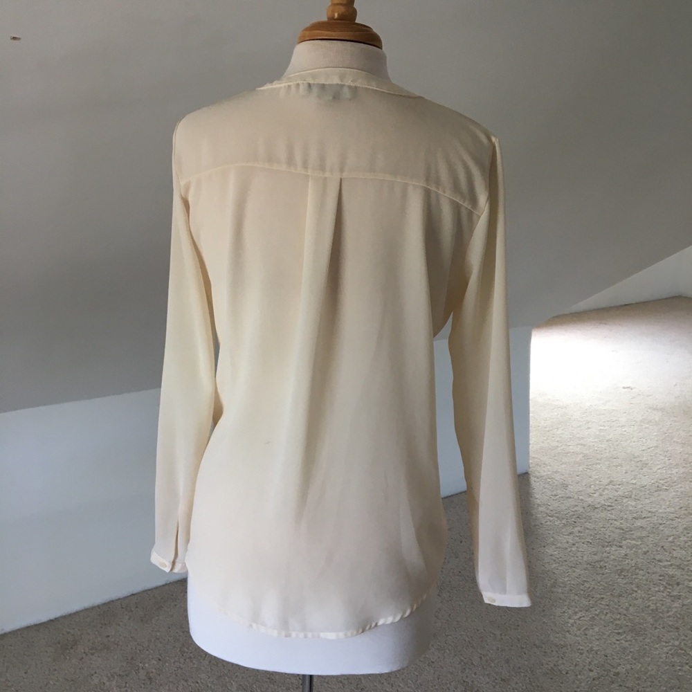 Front Ruffled Secretary Blouse - Picture 4 of 7